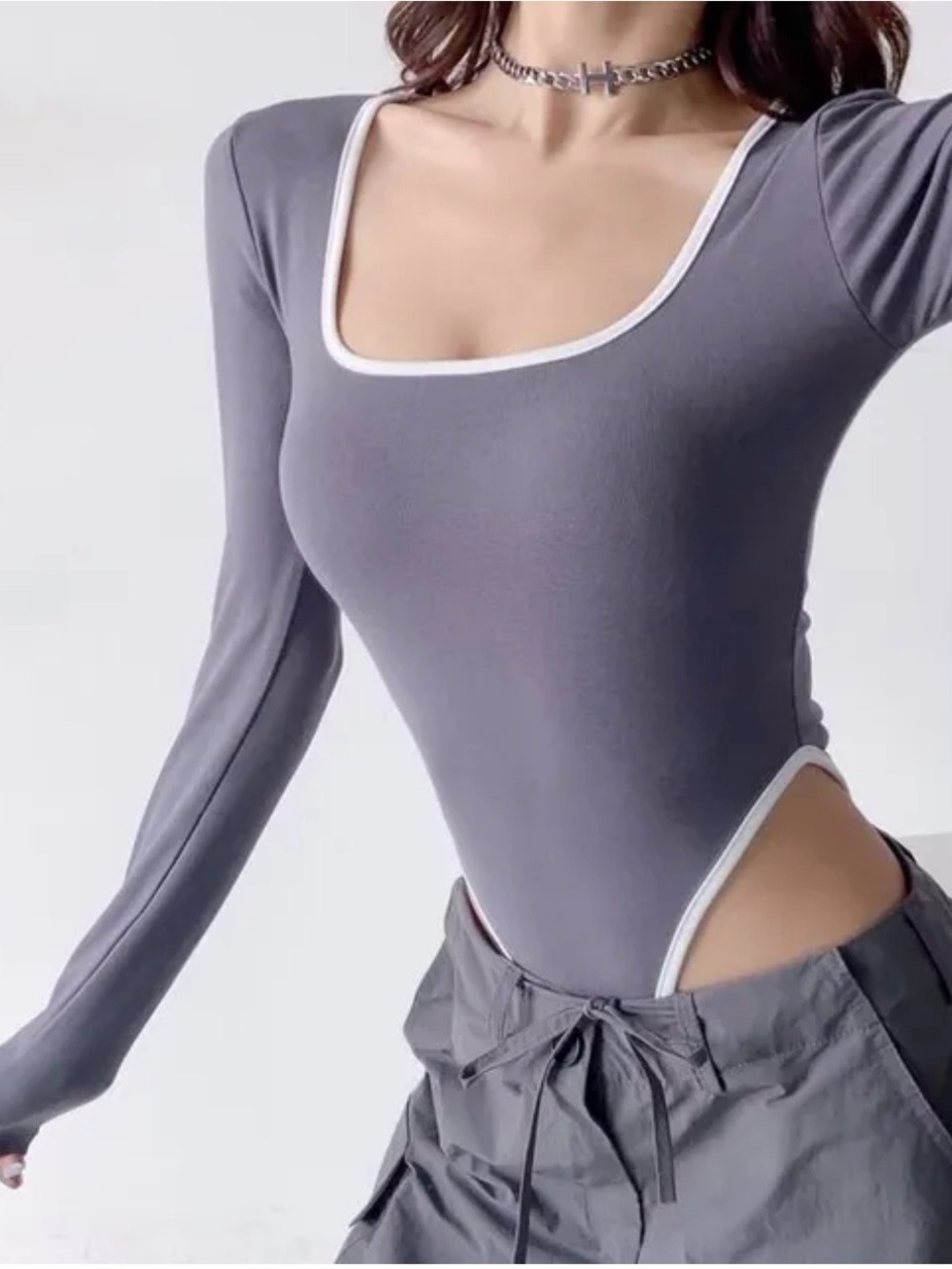 Cider Gray Long-Sleeve Square Neck Bodysuit with White Trim Size Medium